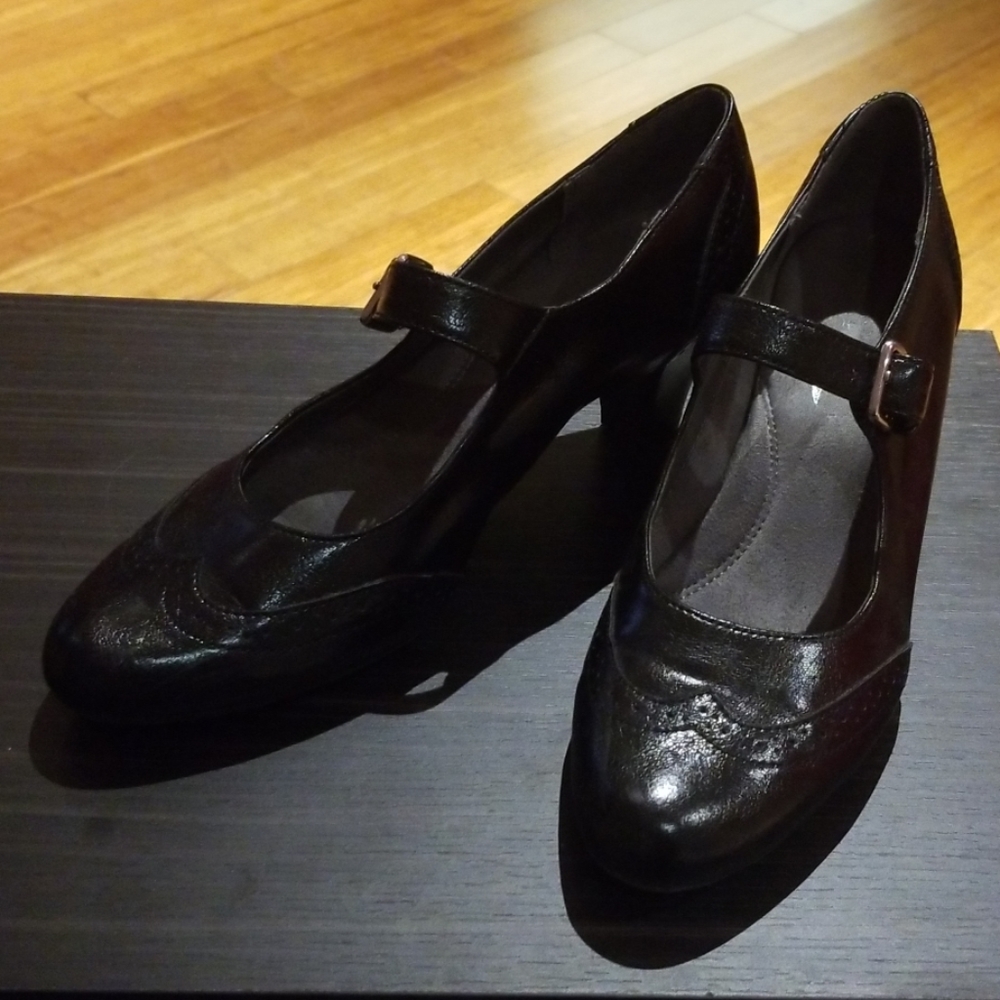 Aerosoles shoes pumps size 8 black